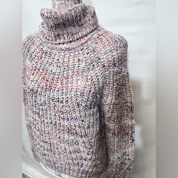 LINE the LABEL Cream and cranberry heather Italian knit sweater size XS. - Picture 4 of 13